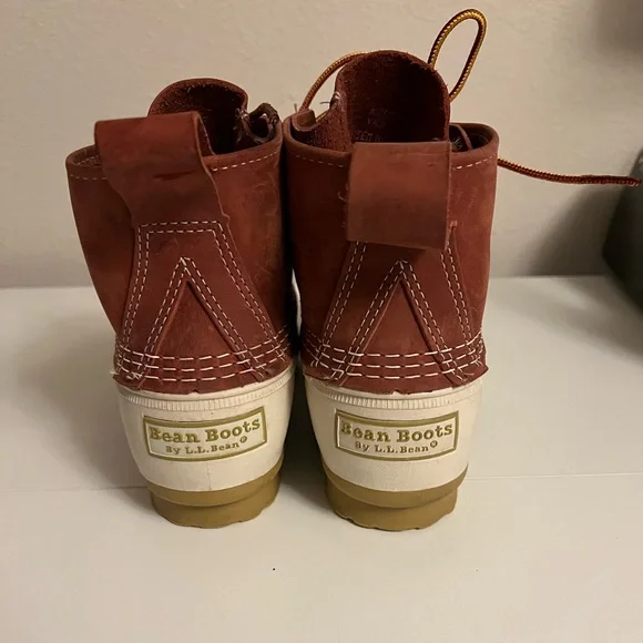 LL Bean Women’s Duck Boots Size 8M Red/White USA Made Limited Edition - Picture 2 of 6